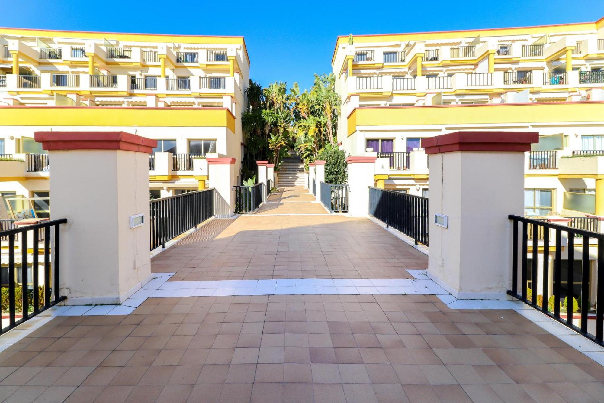 Romana Playa Apartment By The Beach Marbella Ngoại thất bức ảnh