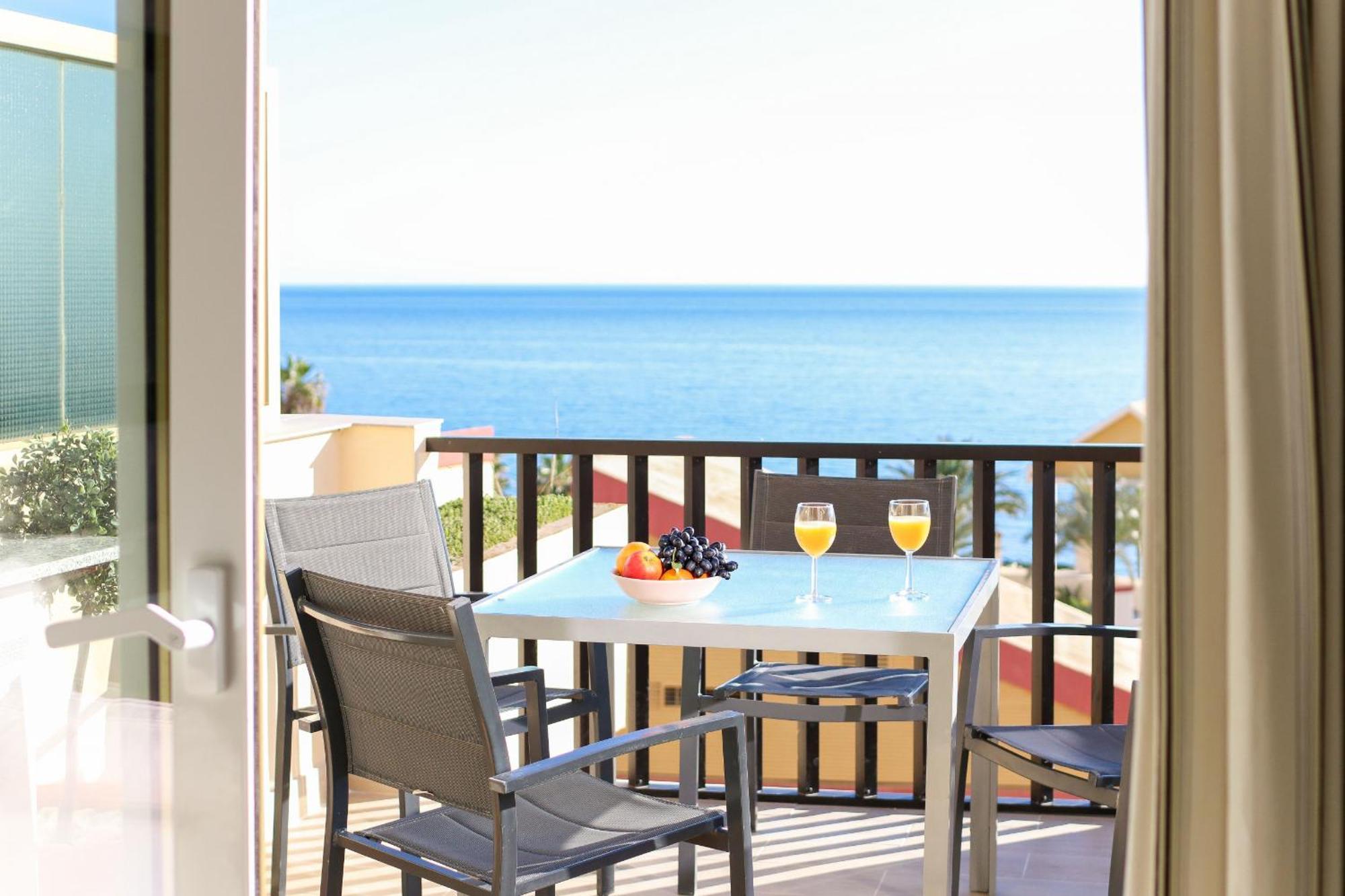 Romana Playa Apartment By The Beach Marbella Ngoại thất bức ảnh